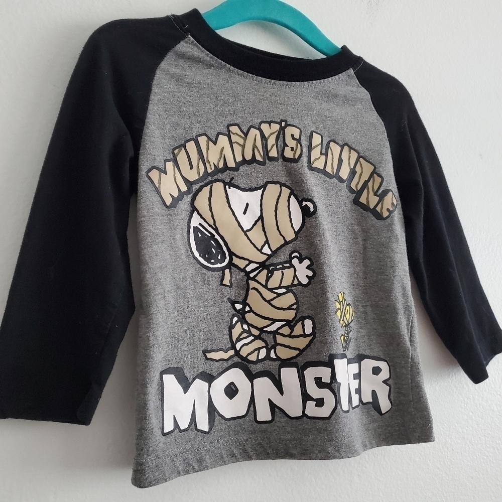 Peanuts Mummys Little Monster Snoopy Halloween Tee‎ - Picture 4 of 6